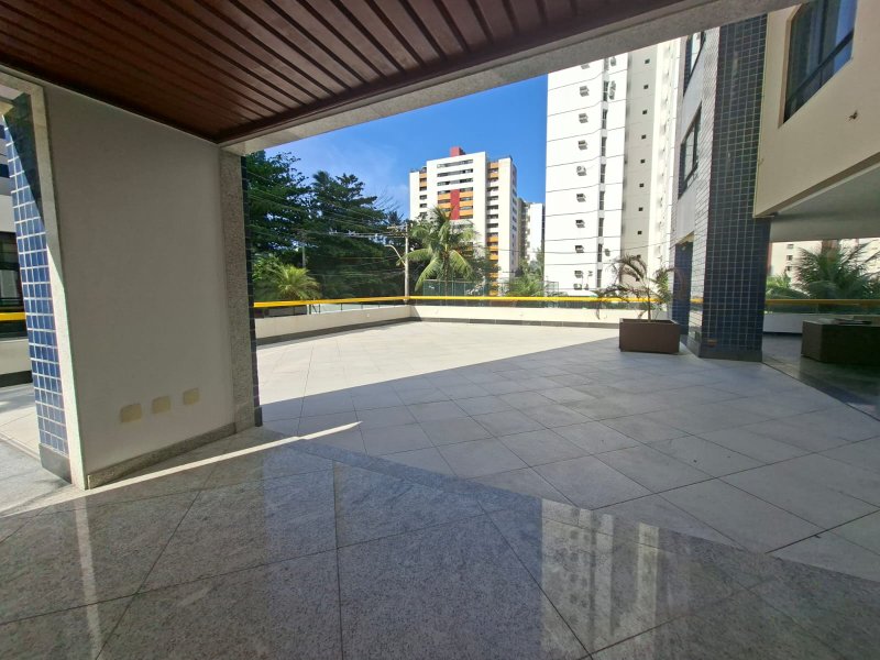 APARTAMENTO 4 QUARTOS 2 SU&Iacute;TES DEPEND&Ecirc;NCIAS 2 GARAGENS PISCINA ELEVADOR &Agrave; VENDA NA PITUBA! Rua Machado Neto Salvador - 