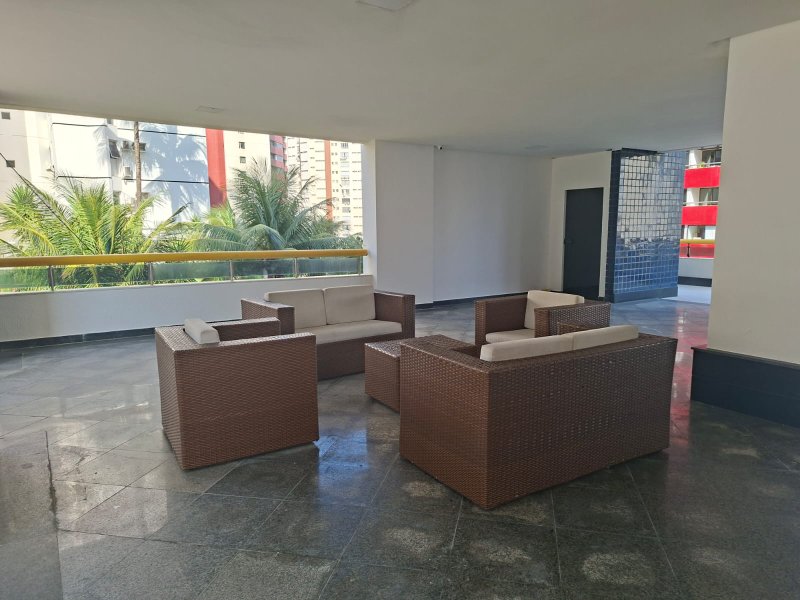 APARTAMENTO 4 QUARTOS 2 SU&Iacute;TES DEPEND&Ecirc;NCIAS 2 GARAGENS PISCINA ELEVADOR &Agrave; VENDA NA PITUBA! Rua Machado Neto Salvador - 