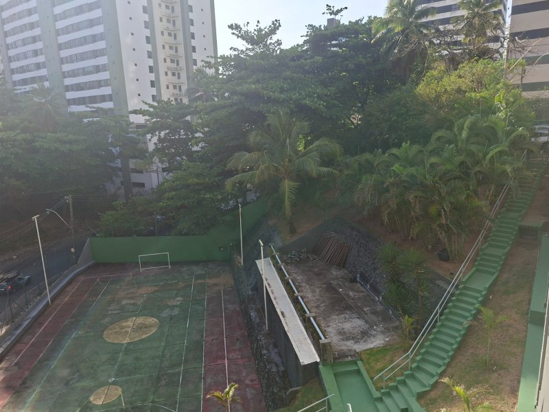 APARTAMENTO 4 QUARTOS 2 SU&Iacute;TES DEPEND&Ecirc;NCIAS 2 GARAGENS PISCINA ELEVADOR &Agrave; VENDA NA PITUBA! Rua Machado Neto Salvador - 