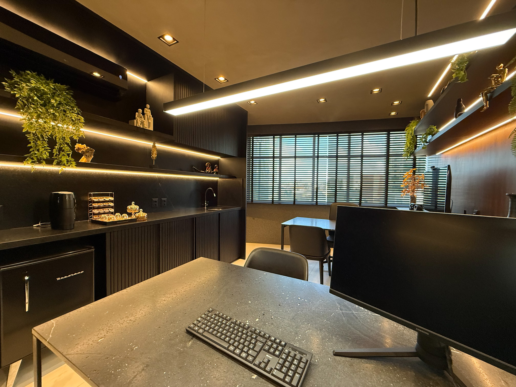 Sala Comercial Mobiliada &agrave; Venda no OTC Office Tower &ndash; Lagoa Nova | Av. Jaguarari Rua Promotor Manoel Alves Pessoa Neto Natal - 