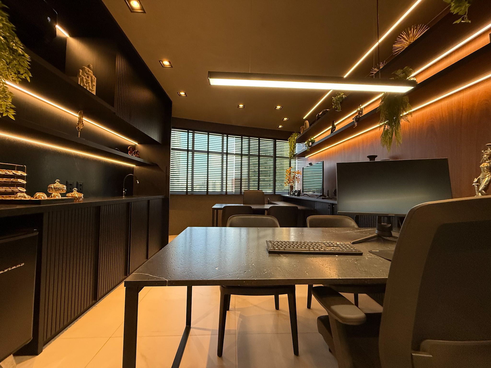 Sala Comercial Mobiliada &agrave; Venda no OTC Office Tower &ndash; Lagoa Nova | Av. Jaguarari Rua Promotor Manoel Alves Pessoa Neto Natal - 