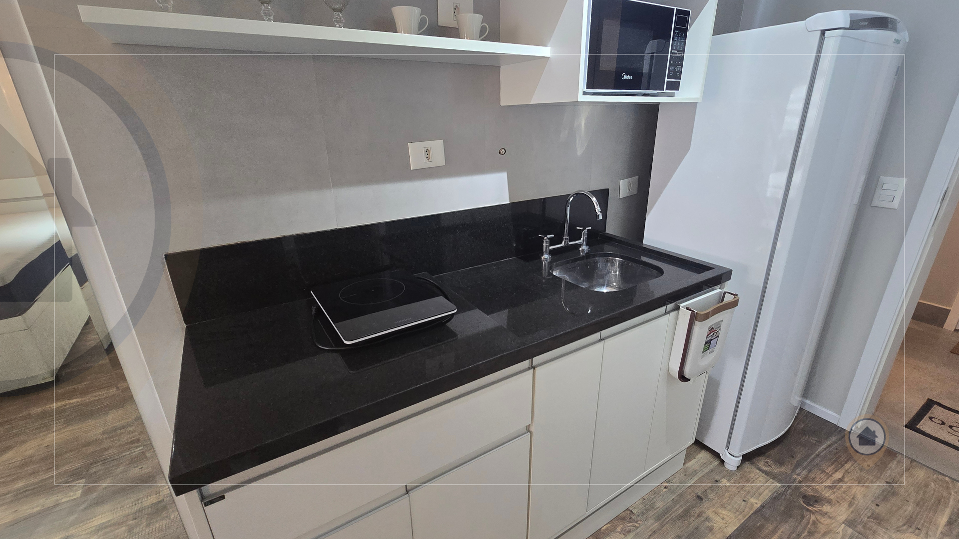 STUDIO MOBILIADO PARA ALUGAR COM 29 M&sup2; | LAZER COMPLETO | CENTRO DE GUARULHOS! Av. Paulo Faccini Guarulhos - 