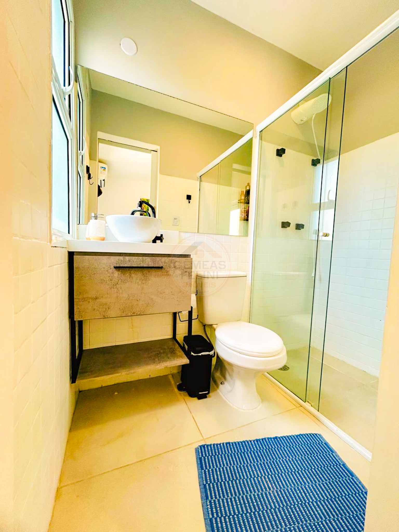 Oportunidade casa em Condom&iacute;nio Pr&oacute;ximo &agrave; Praia, Barra do Una - &Agrave; VENDA  São Sebastião - 