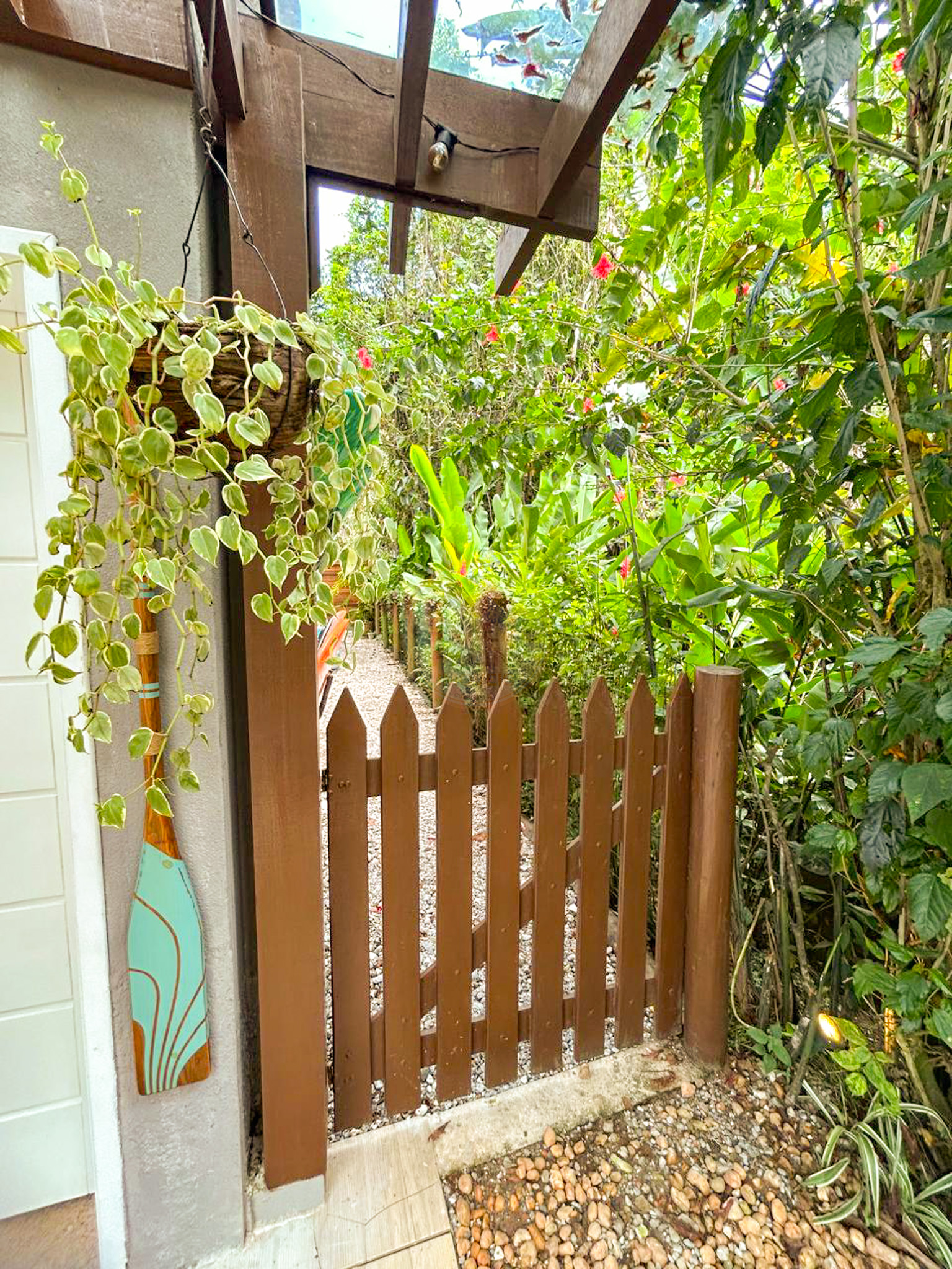 Oportunidade casa em Condom&iacute;nio Pr&oacute;ximo &agrave; Praia, Barra do Una - &Agrave; VENDA  São Sebastião - 