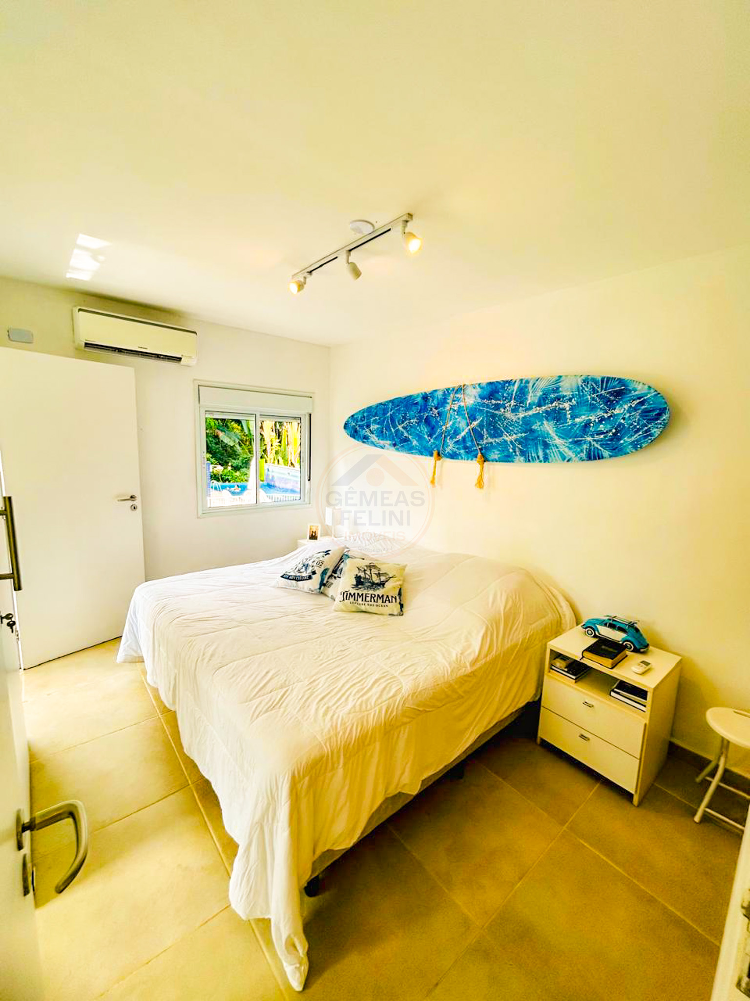 Oportunidade casa em Condom&iacute;nio Pr&oacute;ximo &agrave; Praia, Barra do Una - &Agrave; VENDA  São Sebastião - 