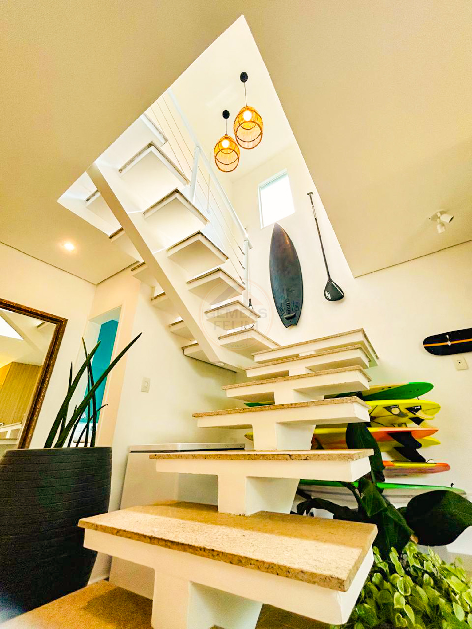 Oportunidade casa em Condom&iacute;nio Pr&oacute;ximo &agrave; Praia, Barra do Una - &Agrave; VENDA  São Sebastião - 