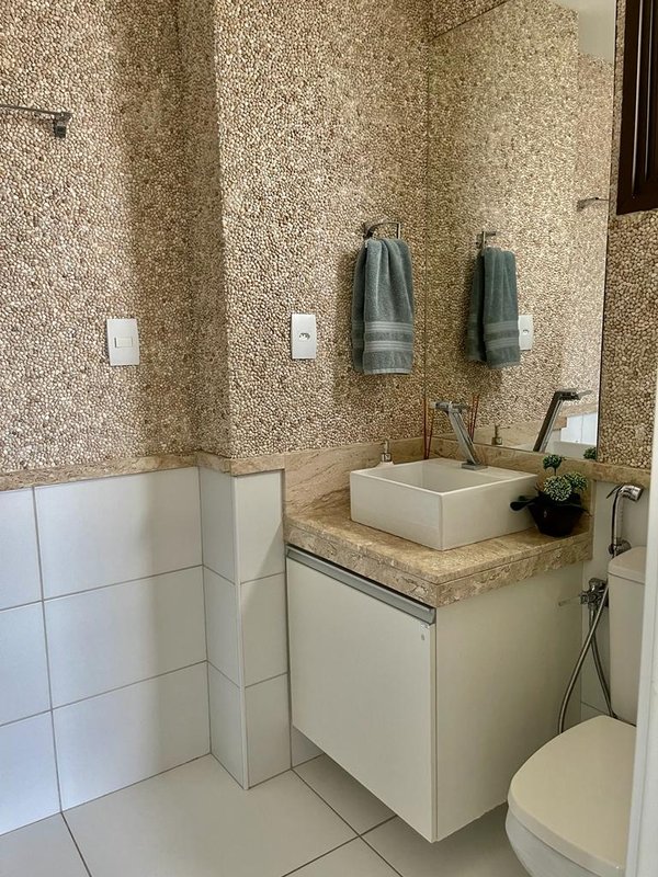 APARTAMENTO 3 QUARTOS 2 SU&Iacute;TES NASCENTE PISCINA QUADRA ACADEMIA &Agrave; VENDA PRAIA DO FORTE! Av do Farol MATA DE SÃO JOÃO - 