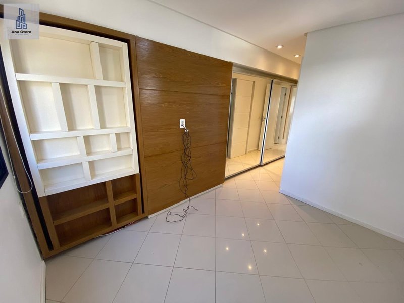 APARTAMENTO 3 QUARTOS SU&Iacute;TE VARANDA NASCENTE PISCINA ACADEMIA QUADRA &Agrave; VENDA PITUBA Rua Clara Nunes Salvador - 