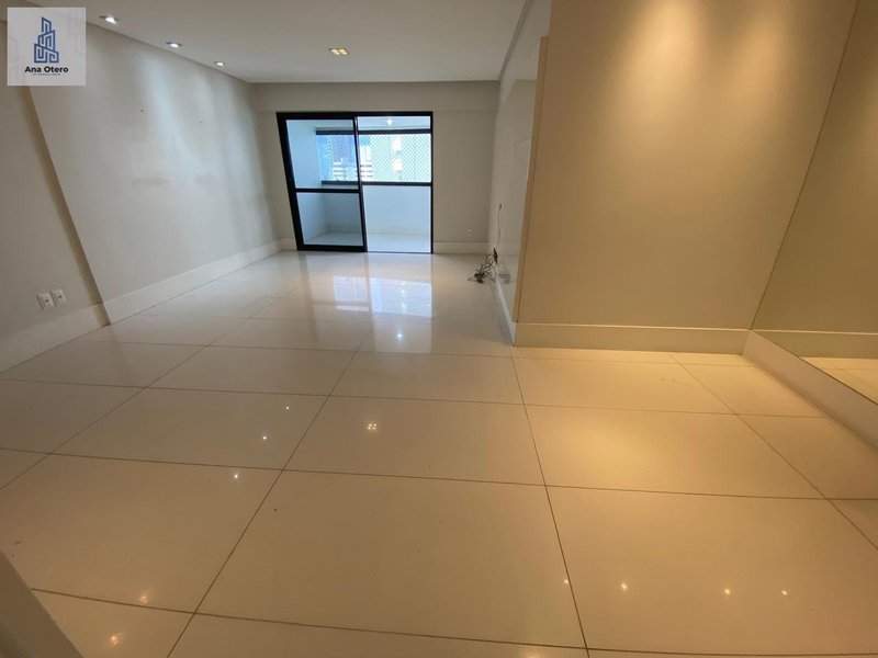 APARTAMENTO 3 QUARTOS SU&Iacute;TE VARANDA NASCENTE PISCINA ACADEMIA QUADRA &Agrave; VENDA PITUBA Rua Clara Nunes Salvador - 