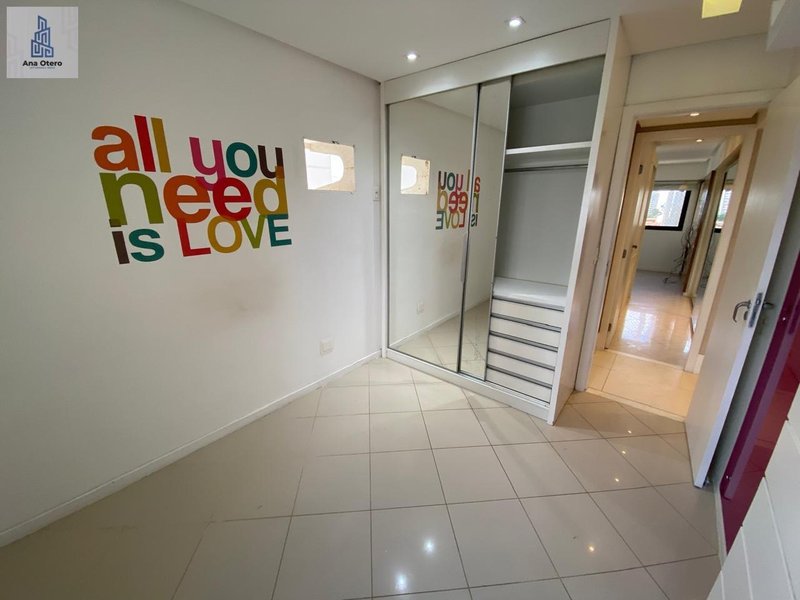 APARTAMENTO 3 QUARTOS SU&Iacute;TE VARANDA NASCENTE PISCINA ACADEMIA QUADRA &Agrave; VENDA PITUBA Rua Clara Nunes Salvador - 