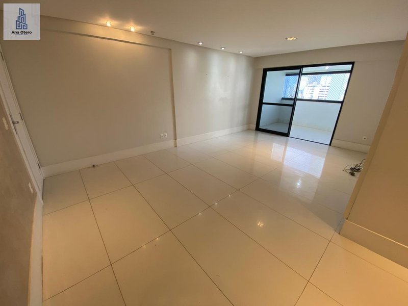 APARTAMENTO 3 QUARTOS SU&Iacute;TE VARANDA NASCENTE PISCINA ACADEMIA QUADRA &Agrave; VENDA PITUBA Rua Clara Nunes Salvador - 