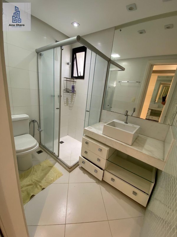 APARTAMENTO 3 QUARTOS SU&Iacute;TE VARANDA NASCENTE PISCINA ACADEMIA QUADRA &Agrave; VENDA PITUBA Rua Clara Nunes Salvador - 