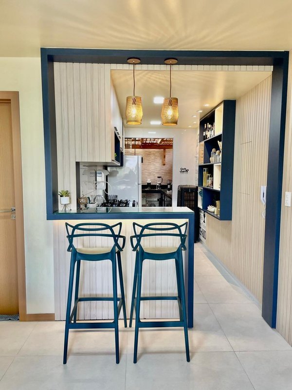 APARTAMENTO 2 SU&Iacute;TES LAVABO VARANDA GARAGEM PISCINA CHURRASQUEIRA &Agrave; VENDA EM ITACIMIRIM Rua Ilha de Maré Camaçari - 