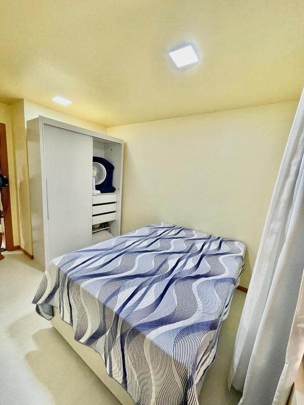 APARTAMENTO 2 SU&Iacute;TES LAVABO VARANDA GARAGEM PISCINA CHURRASQUEIRA &Agrave; VENDA EM ITACIMIRIM Rua Ilha de Maré Camaçari - 