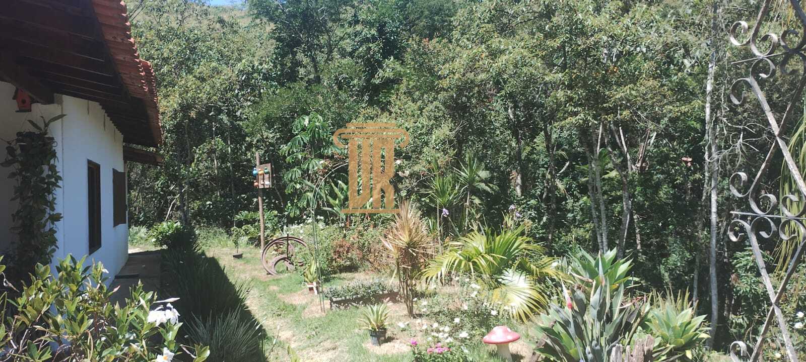 Ch&aacute;cara encantadora com 3.000 m&sup2;, em S&atilde;o Jos&eacute; dos Campos- SP  São José dos Campos - 