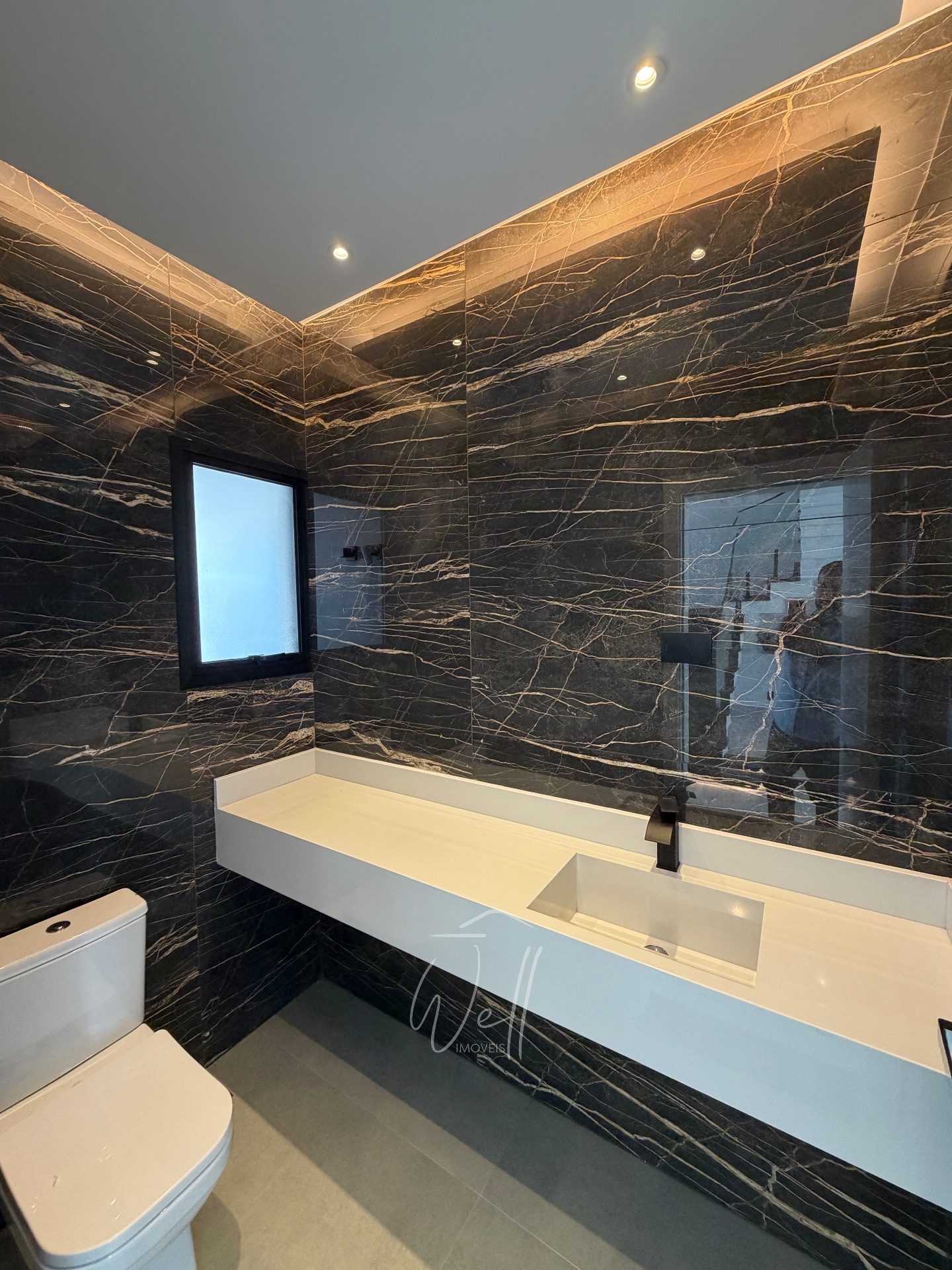 Casa rec&eacute;m construida no Parque dos P&aacute;ssaros em SBC 280m2 - 03 su&iacute;tes - 04 vagas  São Bernardo do Campo - 