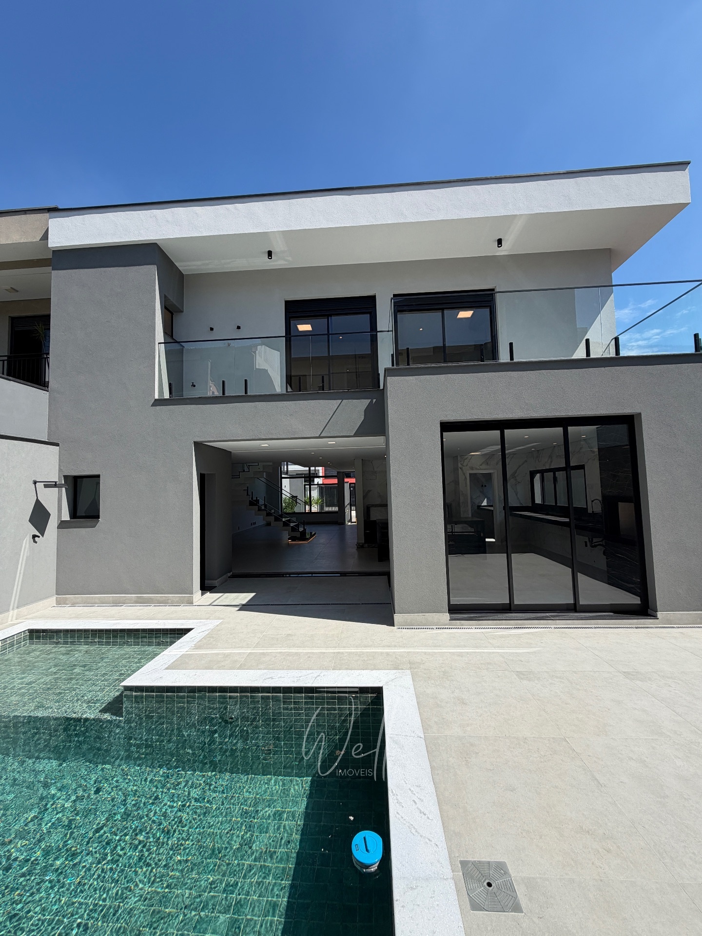 Casa rec&eacute;m construida no Parque dos P&aacute;ssaros em SBC 280m2 - 03 su&iacute;tes - 04 vagas  São Bernardo do Campo - 