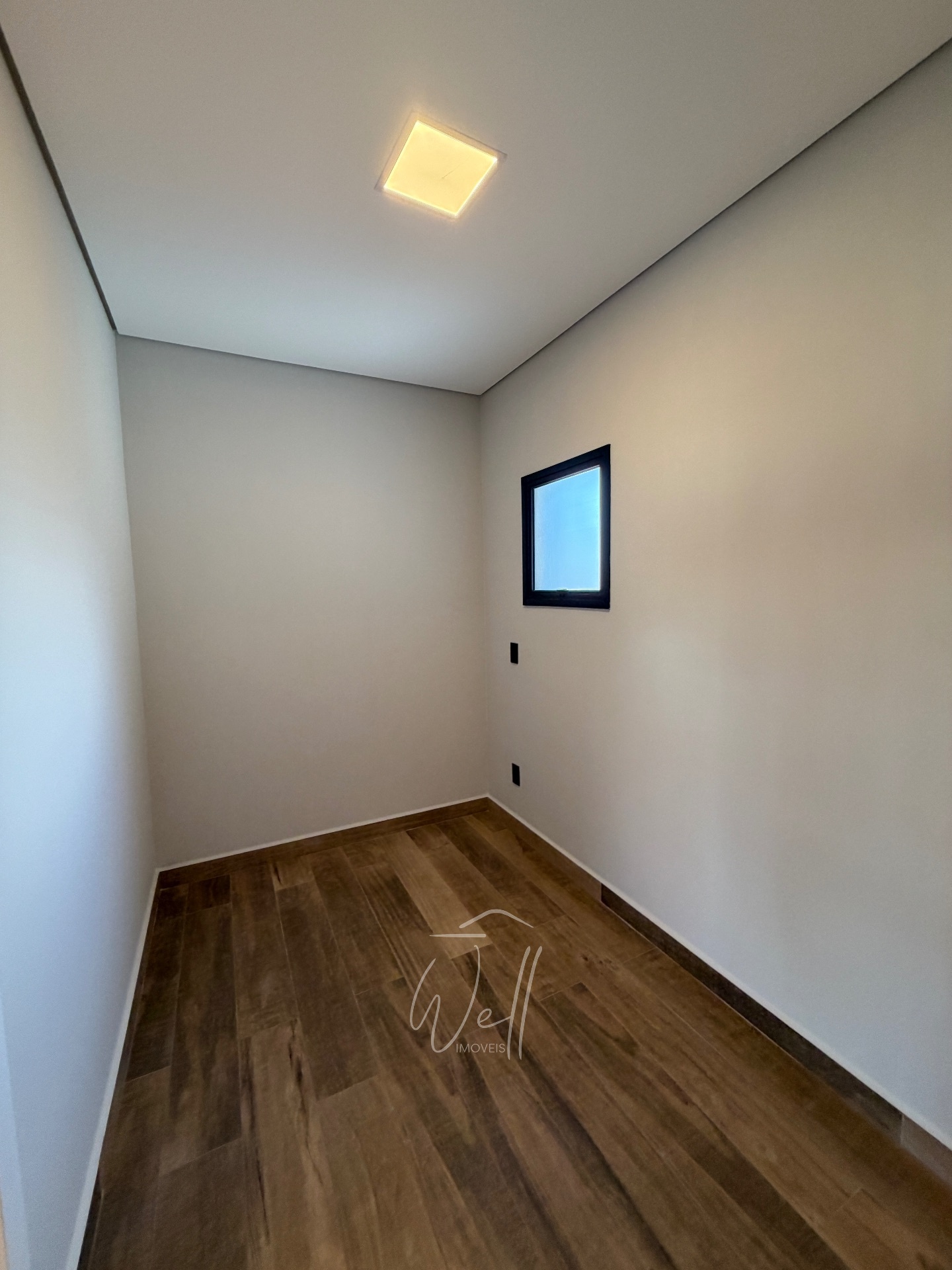 Casa rec&eacute;m construida no Parque dos P&aacute;ssaros em SBC 280m2 - 03 su&iacute;tes - 04 vagas  São Bernardo do Campo - 