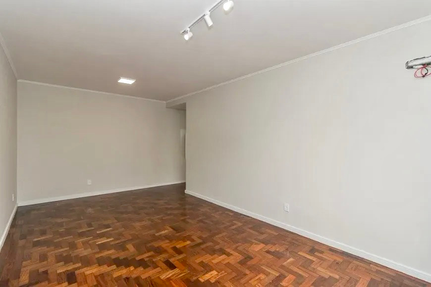 R$ 595.000 - APARTAMENTO - REFORMADO - DE FRENTE - 94M2 - 3 DORM - SU&Iacute;TE - 1 VAGA Rua Felicíssimo de Azevedo Porto Alegre - 