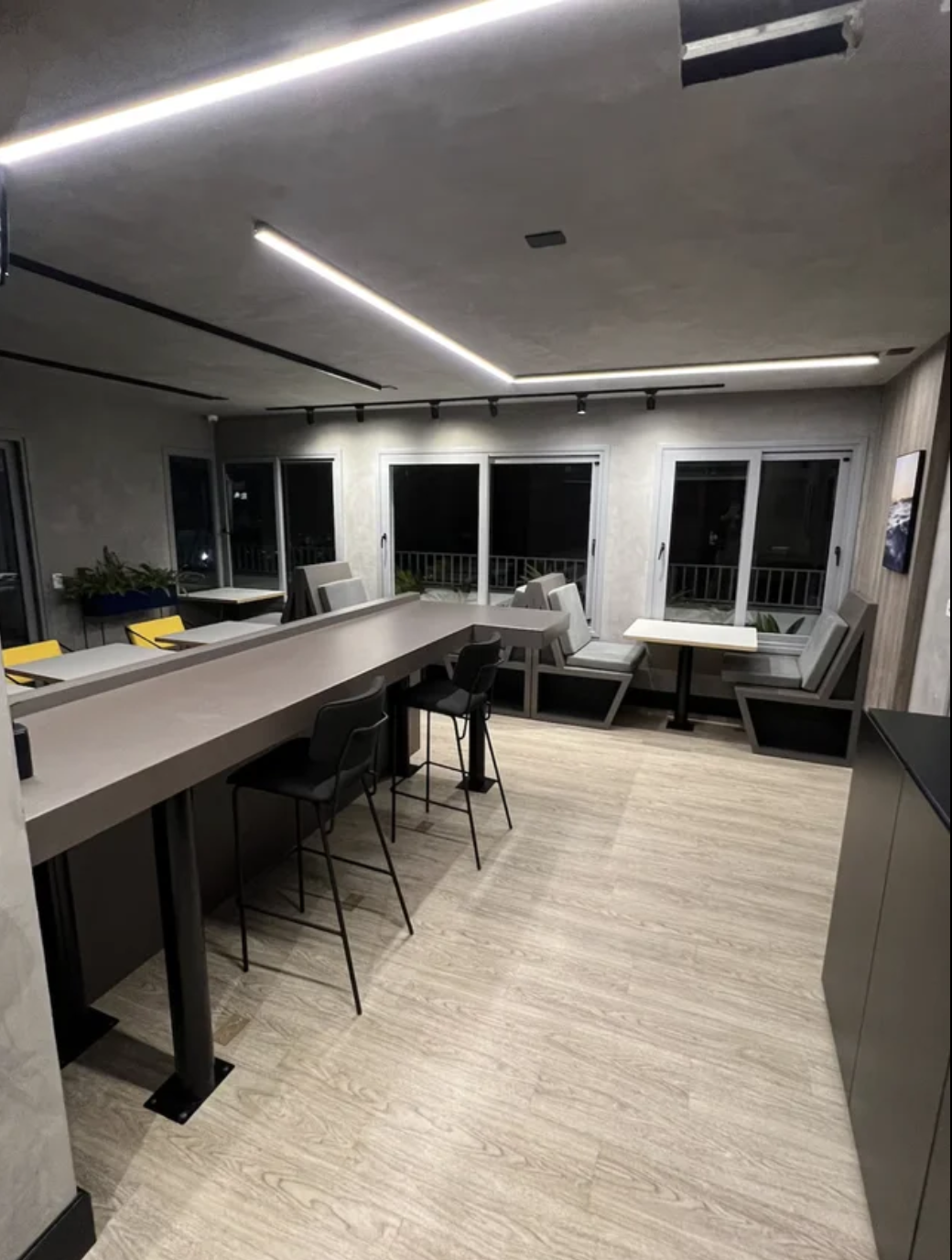 Studio &agrave; Venda no Brooklin | 20m&sup2; | Em Frente ao Metr&ocirc; | ROI 1,26% ao M&ecirc;s Rua Joaquim Guarani São Paulo - 