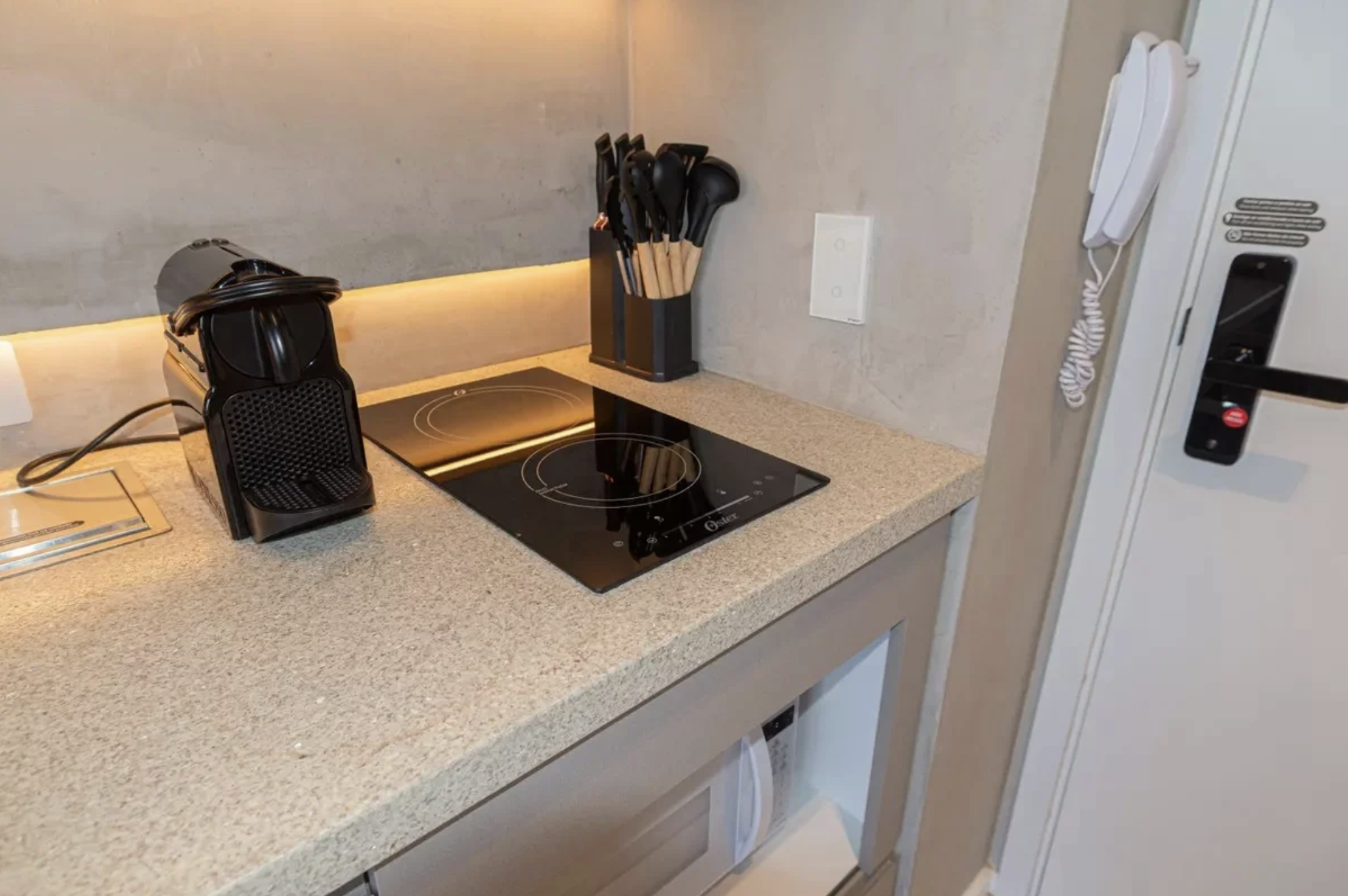 Studio no Frei Caneca | 23m&sup2; | R$ 490.000 - Bela Vista Rua Frei Caneca São Paulo - 