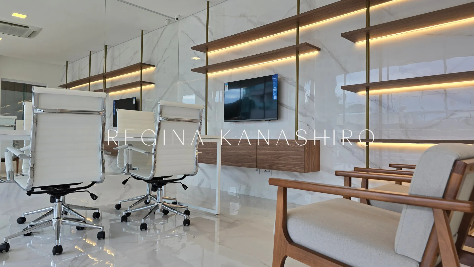 Apartamento na Asa Norte com arm&aacute;rios  - - 