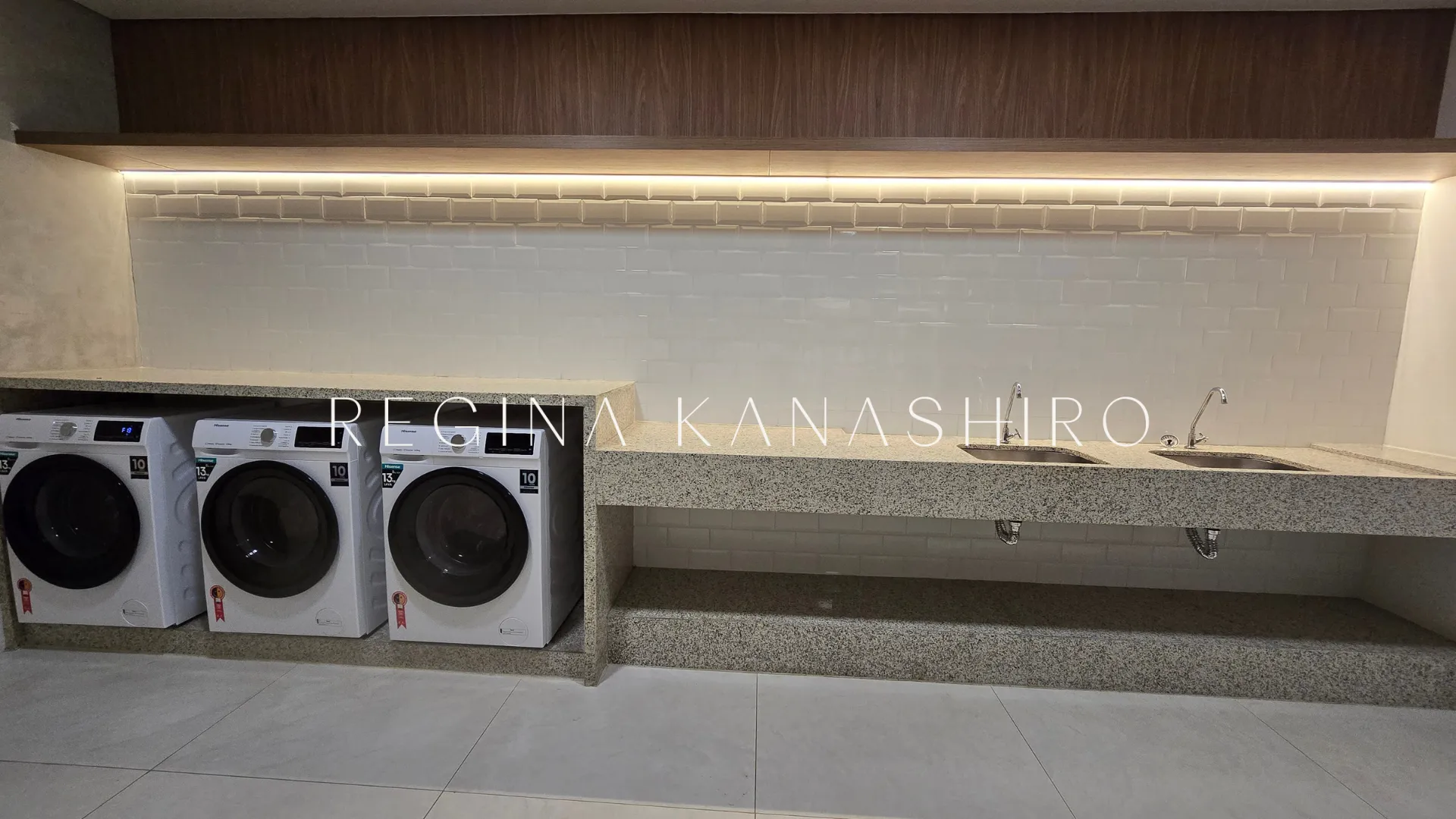 Apartamento na Asa Norte com arm&aacute;rios  - - 