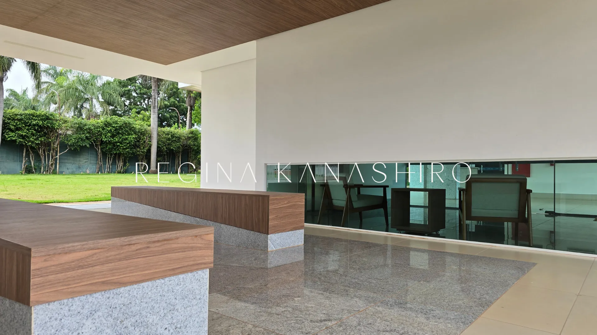 Apartamento na Asa Norte com arm&aacute;rios  - - 