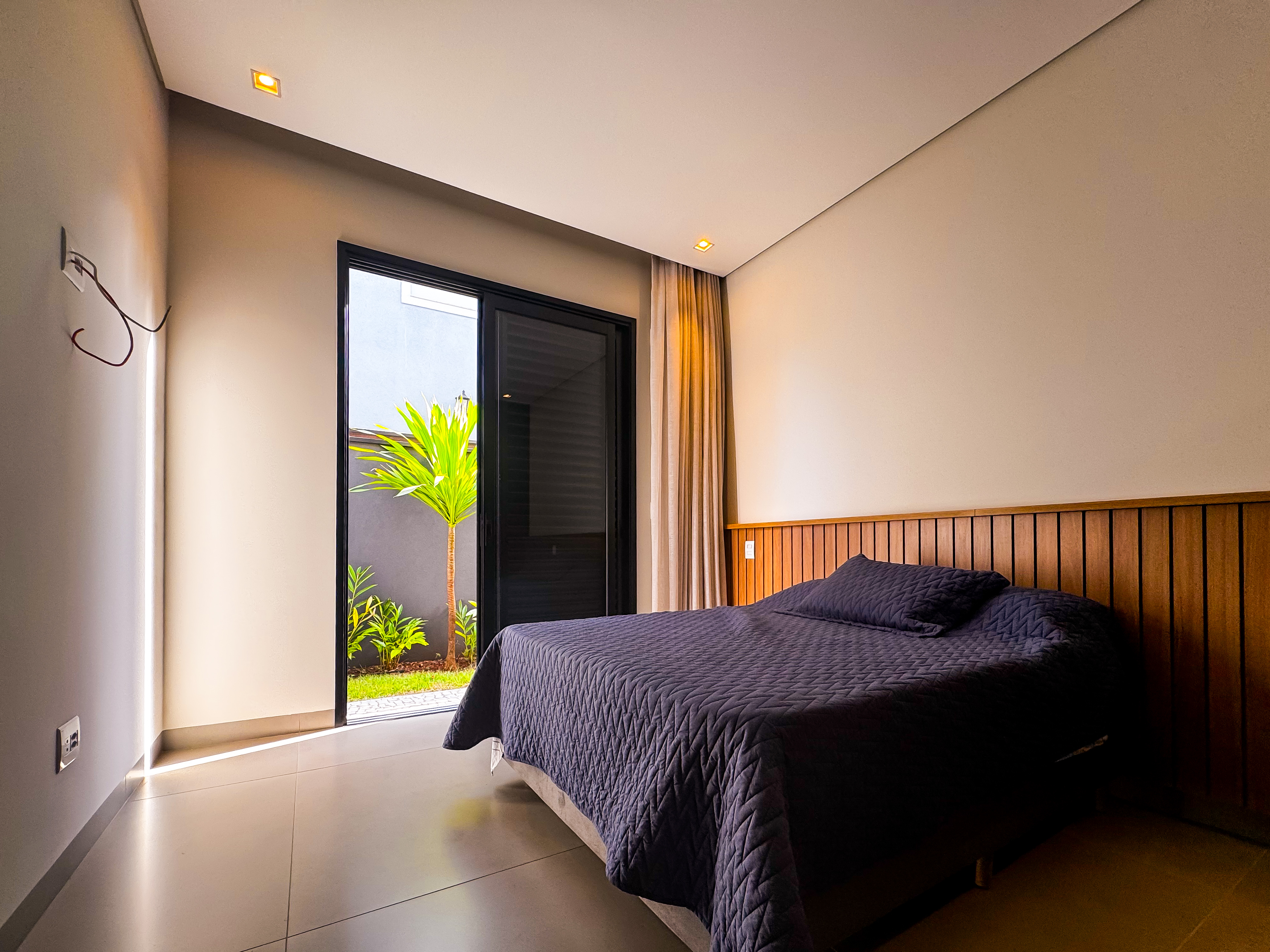 Casa no condom&iacute;nio a para venda com 4 quartos, sendo 4 su&iacute;tes , 350m&sup2; R. Mário Dias Ribeirão Preto - 