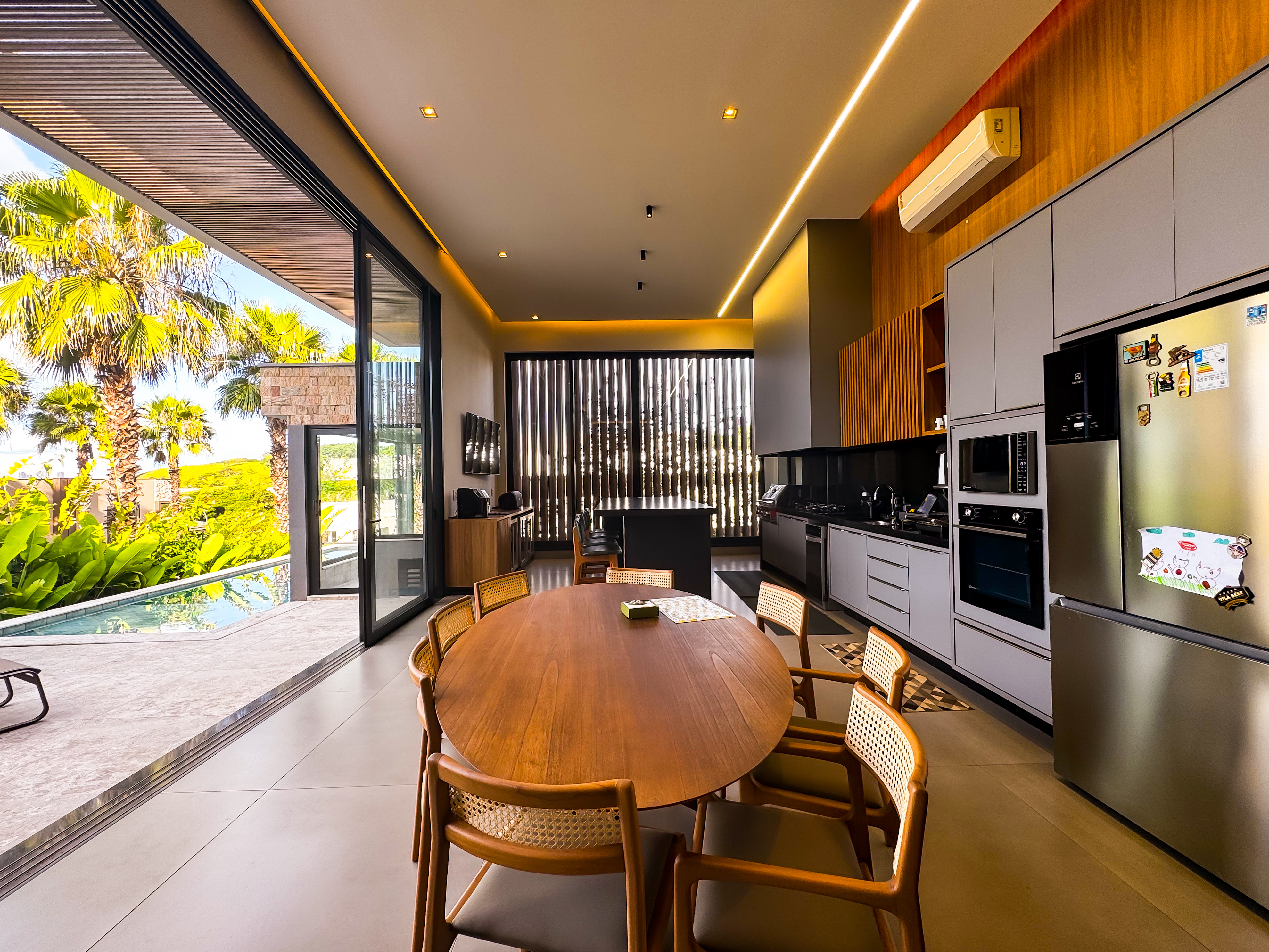 Casa no condom&iacute;nio a para venda com 4 quartos, sendo 4 su&iacute;tes , 350m&sup2; R. Mário Dias Ribeirão Preto - 