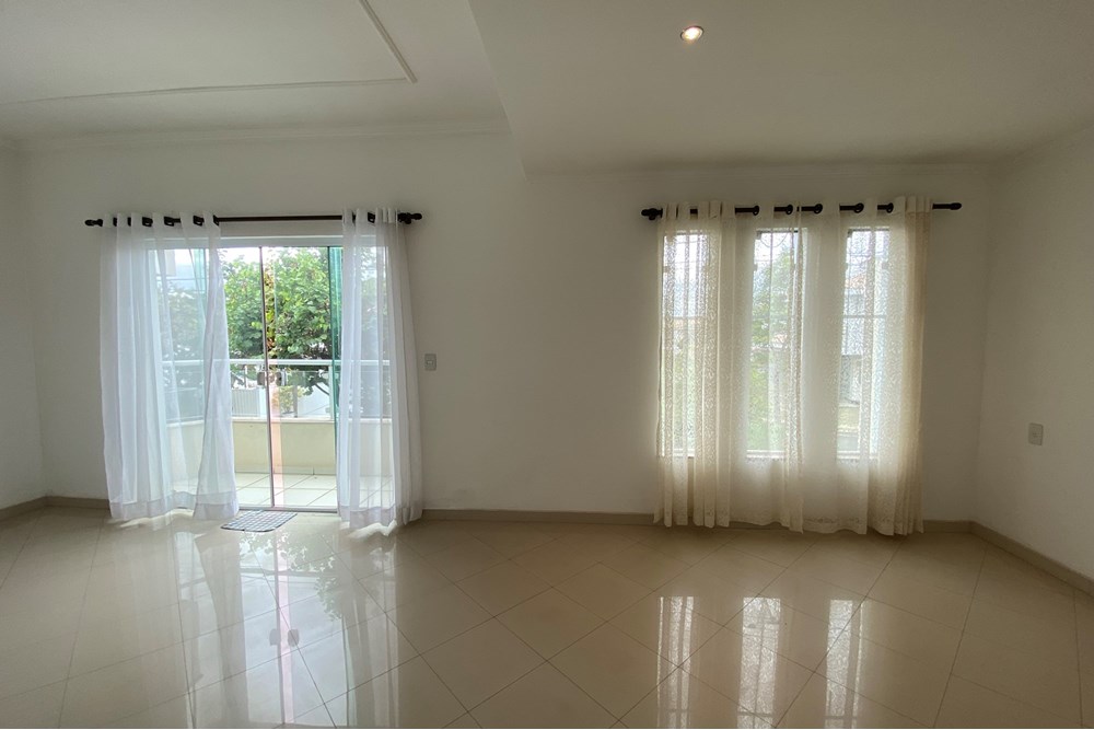Casa &agrave; VENDA, 225m - 3 Dorm. 1 Su&iacute;te - R$ 1.150.000 - Cond. VILLA DOS INGLEZES - Sorocaba Rua Paschoal Alfredo Soranz Sorocaba - 