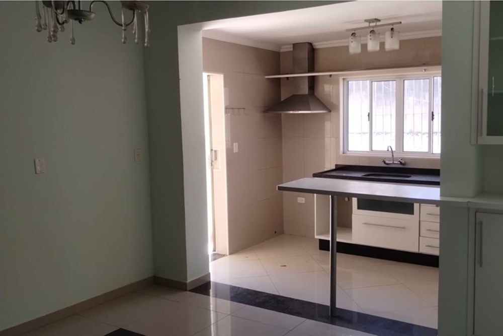 Casa &agrave; VENDA - R$ 520.000 - 4 Dormit&oacute;rios - 1 Su&iacute;te - Vila Jardini - Sorocaba - SP Rua Raul Pompéia Sorocaba - 