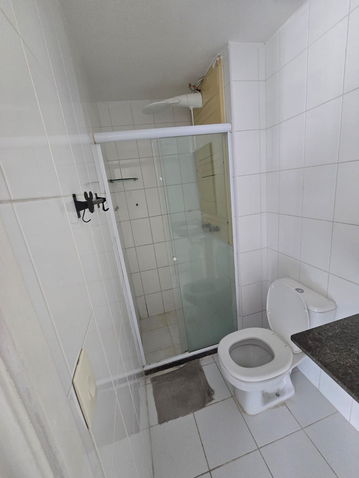 APARTAMENTO QUARTO E SALA VARANDA ANDAR ALTO PISCINA ACADEMIA ELEVADOR &Agrave; VENDA NA BARRA! Rua Marquês de Caravelas Salvador - 