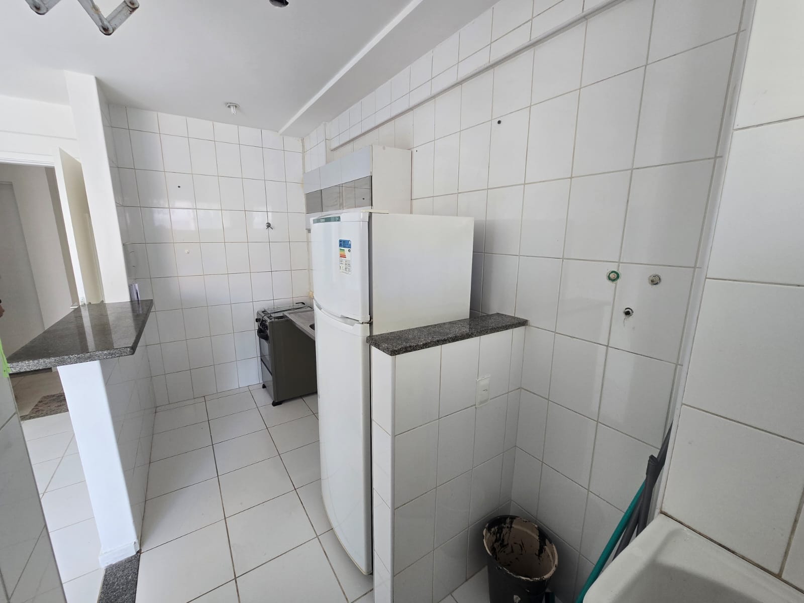 APARTAMENTO QUARTO E SALA VARANDA ANDAR ALTO PISCINA ACADEMIA ELEVADOR &Agrave; VENDA NA BARRA! Rua Marquês de Caravelas Salvador - 