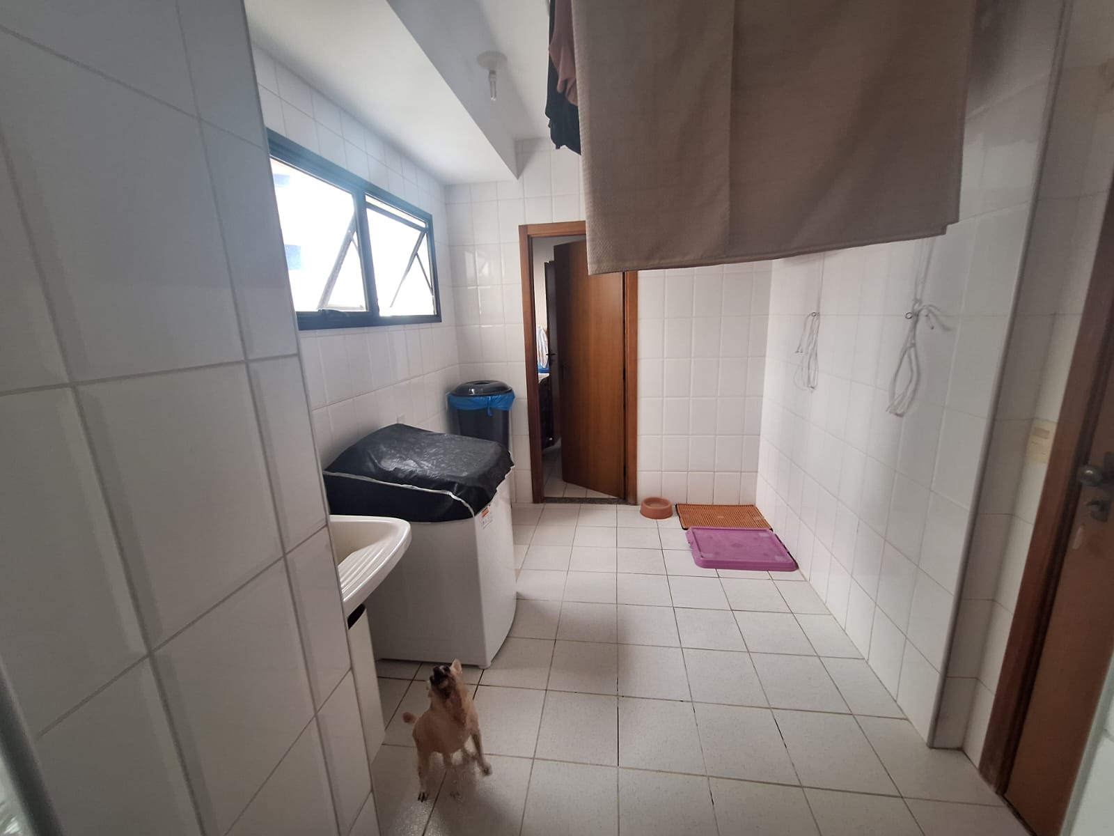 APARTAMENTO 4 QUARTOS 2 SU&Iacute;TES  HOME THEATER VARANDA PISCINA ACADEMIA &Agrave; VENDA EM ONDINA! Rua Plínio Moscoso Salvador - 
