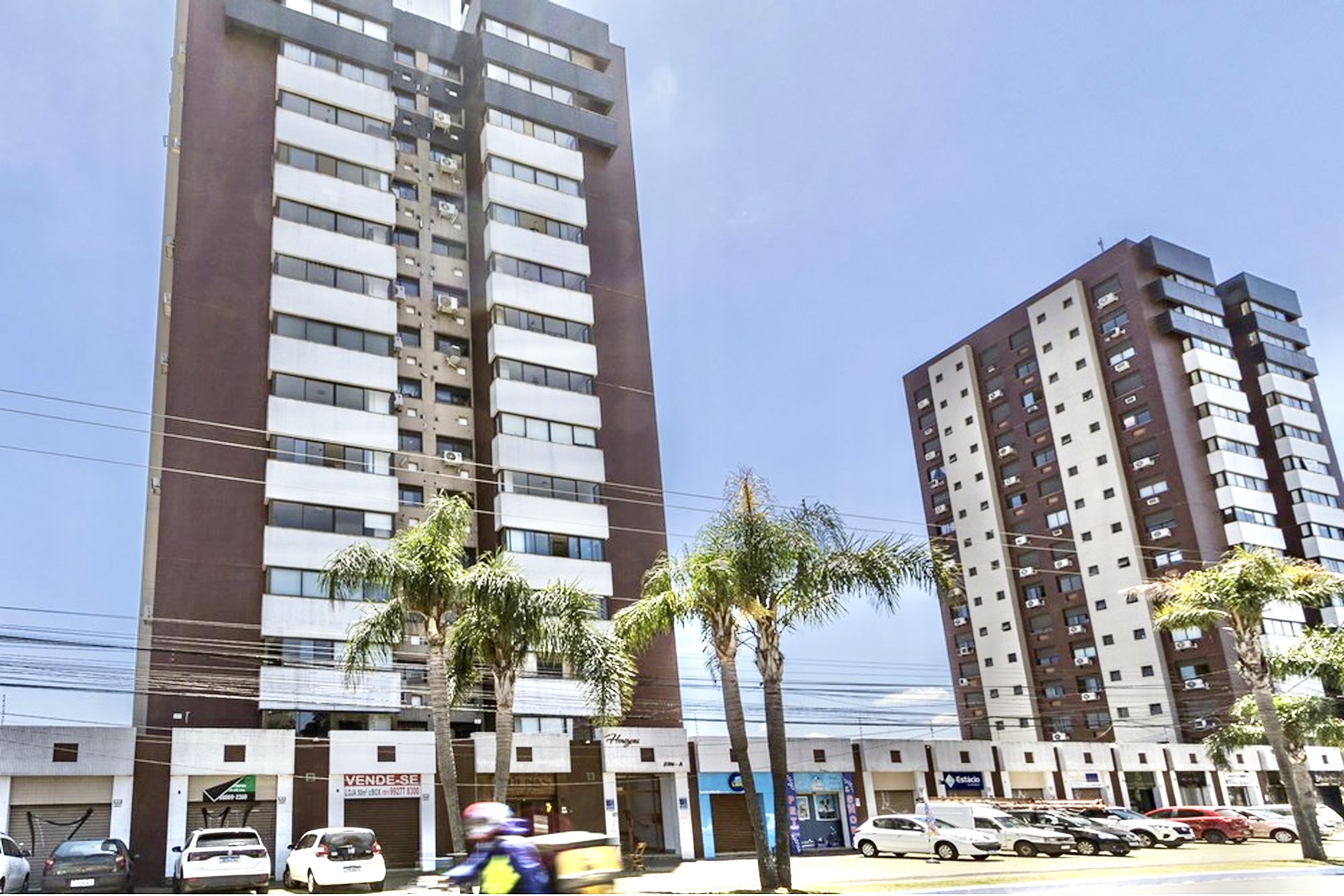 R$ 495.000 - &Oacute;TIMO APARTAMENTO - DE FRENTE - VISTA - 75M2 - 2 DORM - 2 VAGAS Avenida Protásio Alves Porto Alegre - 