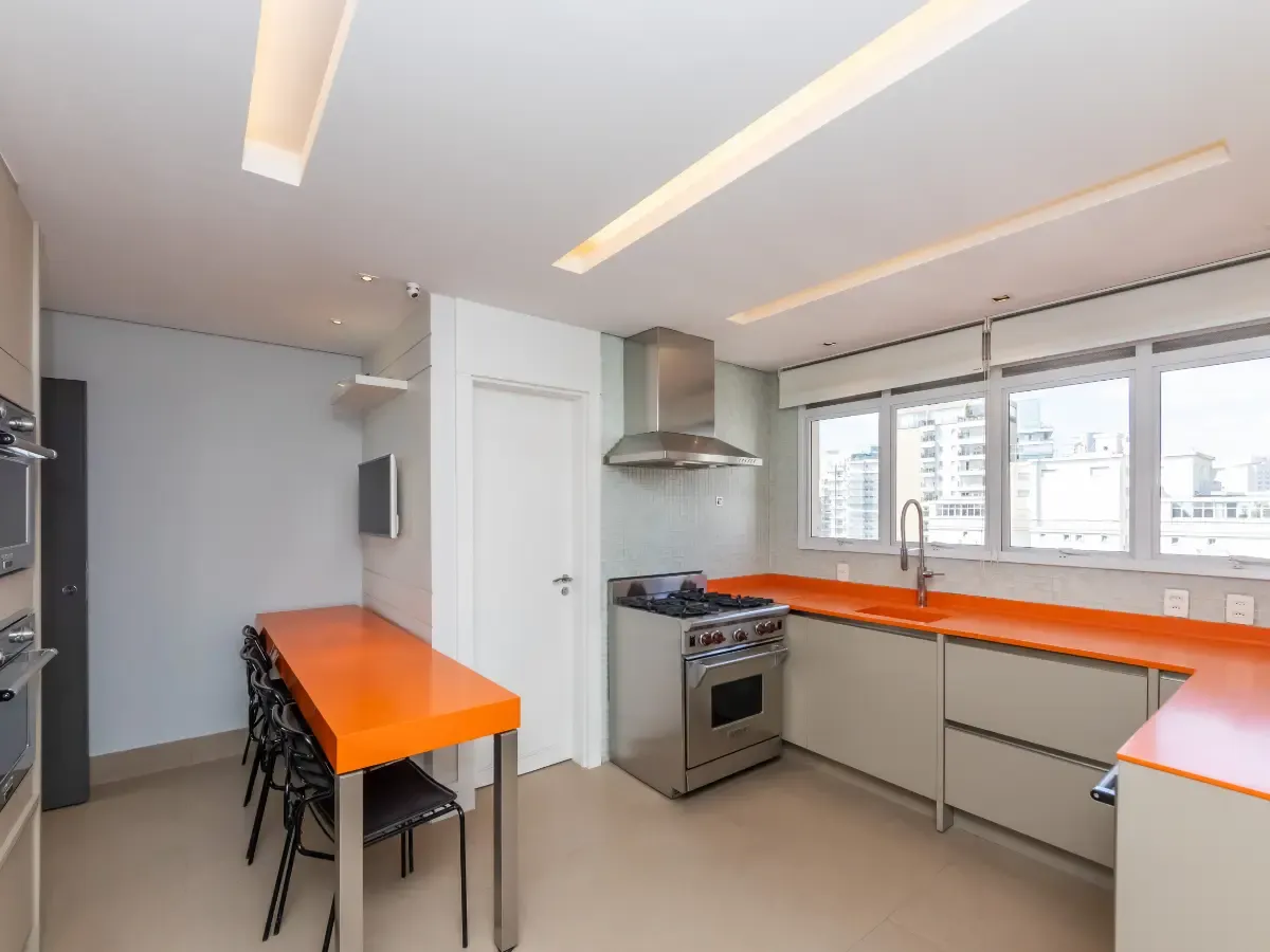 Cobertura para venda em Vila Nova Concei&ccedil;&atilde;o com 4 quartos, sendo 4 su&iacute;tes , 310m&sup2;  - - 