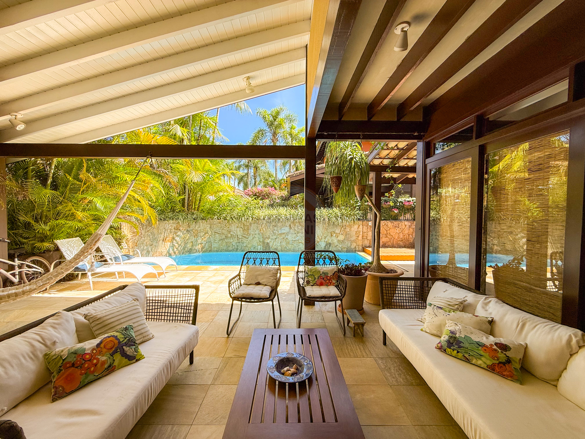 Casa exclusiva, aconchegante com piscina privativa e Cond Completo Barra do Una  -LOCA&Ccedil;&Atilde;O  São Sebastião - 