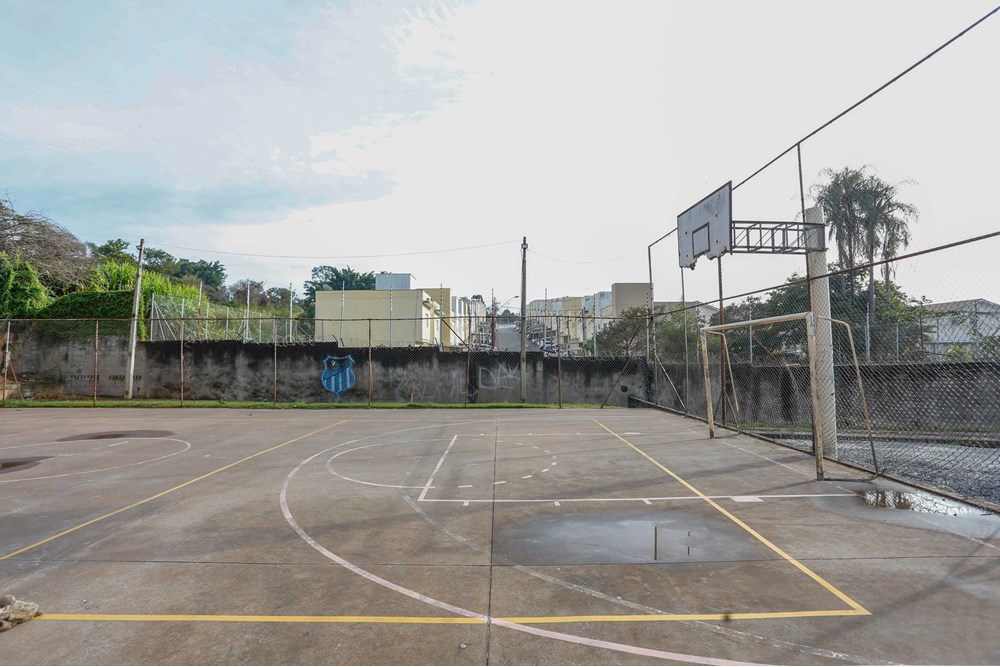 Apartamento &agrave; Venda, 48m - 2 Dormit&oacute;rios - R$ 130.000 - Bairro Caguassu - Sorocaba - SP Rua Seraphim Banietti Sorocaba - 