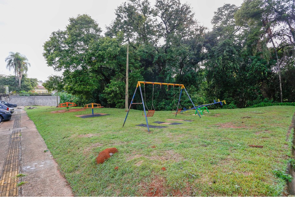 Apartamento &agrave; Venda, 48m - 2 Dormit&oacute;rios - R$ 130.000 - Bairro Caguassu - Sorocaba - SP Rua Seraphim Banietti Sorocaba - 