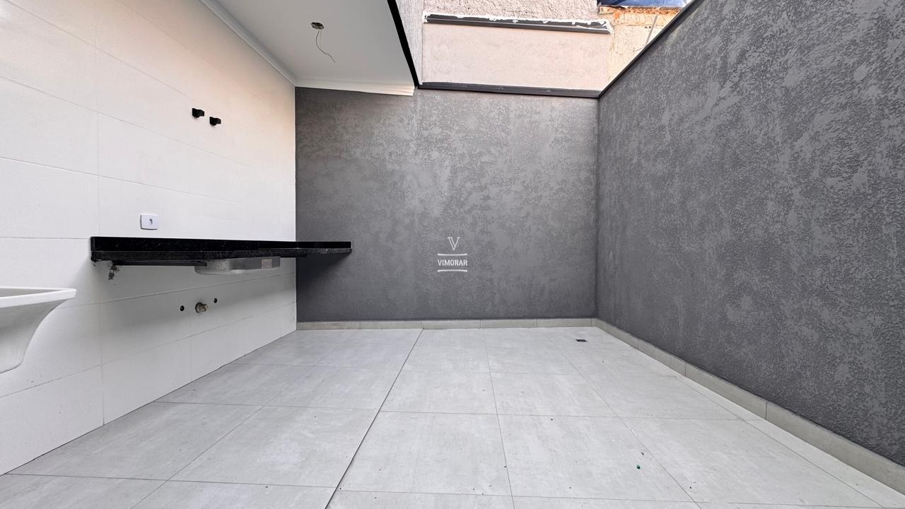 Sobrado 3 dormit&oacute;rios sendo 1 su&iacute;te + 3 vagas de garagem  São Paulo - 