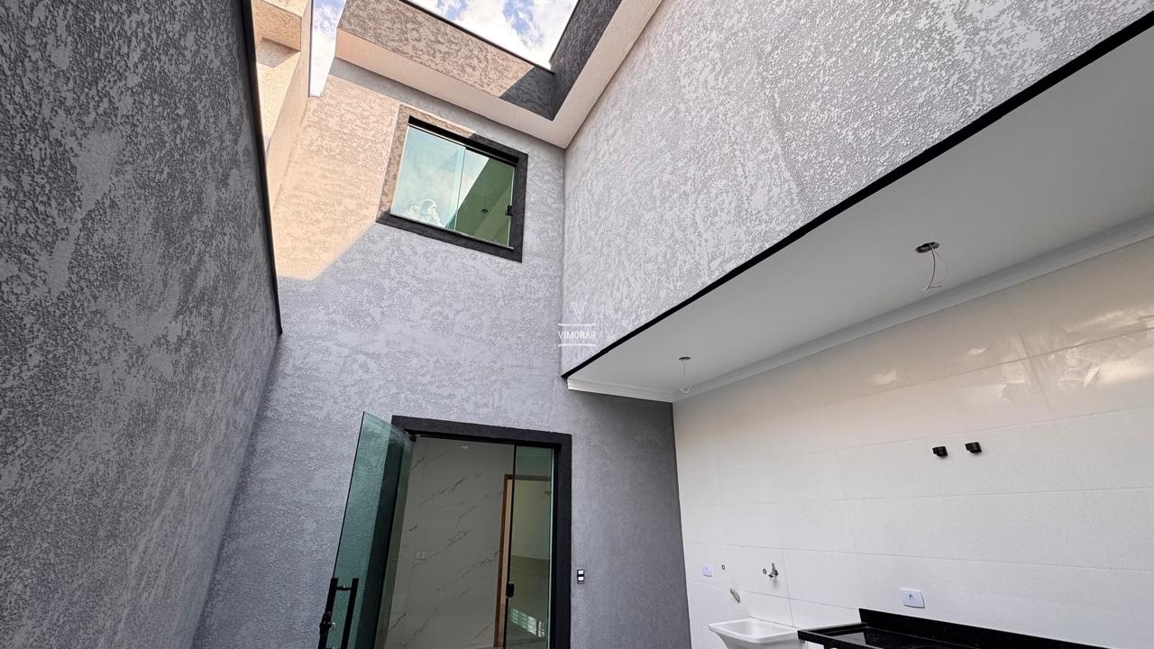 Sobrado 3 dormit&oacute;rios sendo 1 su&iacute;te + 3 vagas de garagem  São Paulo - 