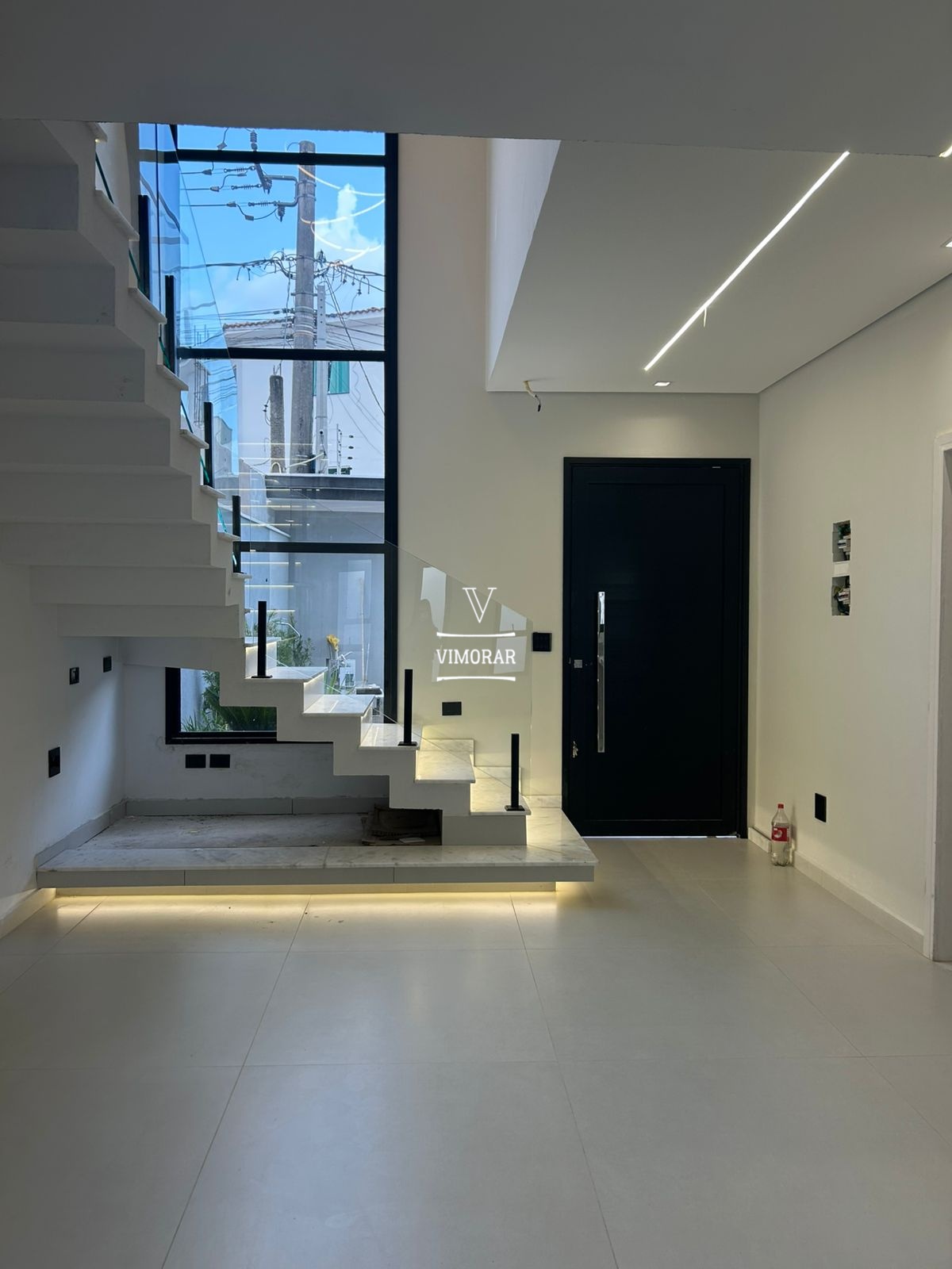 Sobrado 3 dormit&oacute;rios sendo 1 su&iacute;te + 2 vagas de garagem  Guarulhos - 