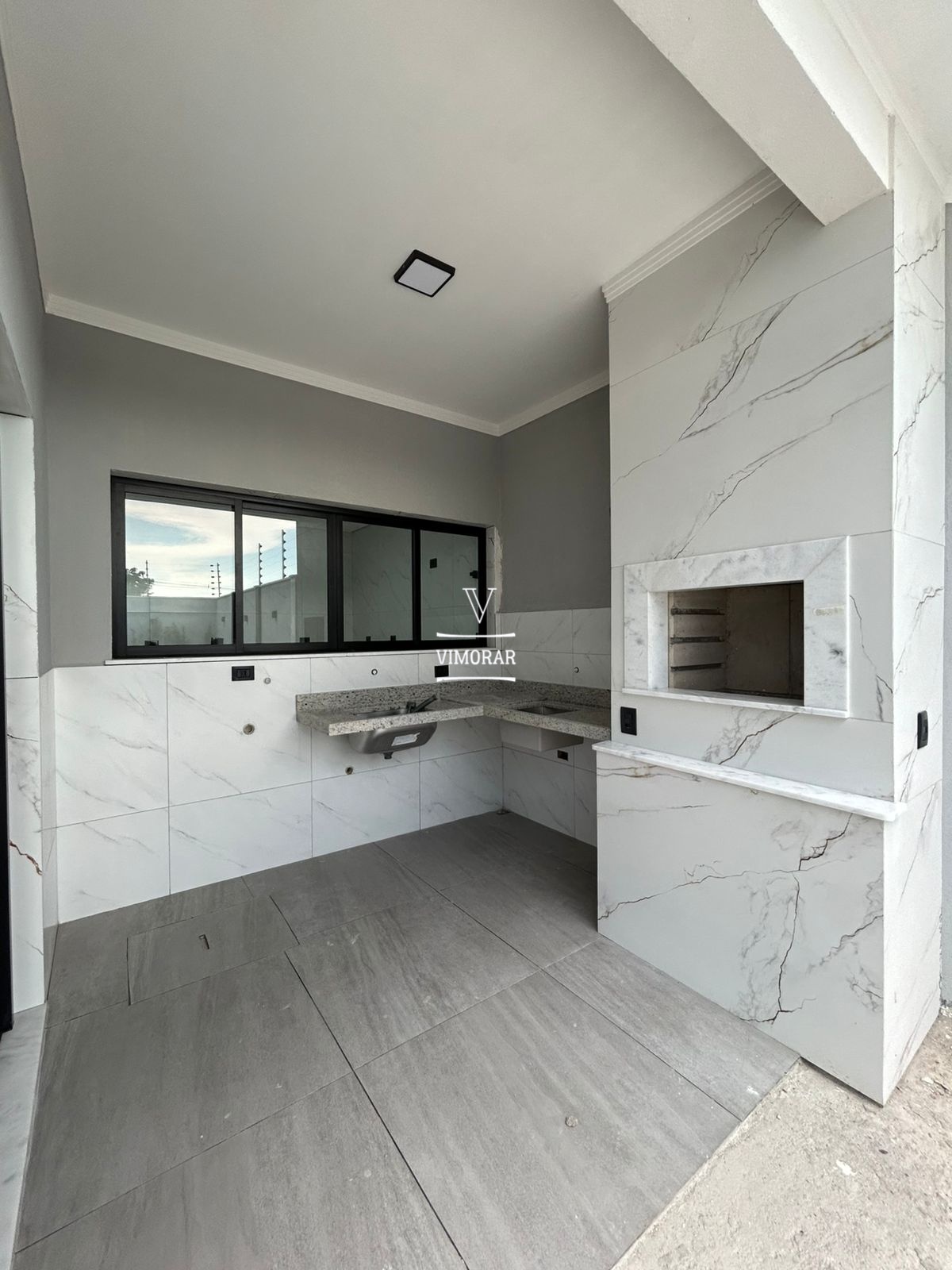 Sobrado 3 dormit&oacute;rios sendo 1 su&iacute;te + 2 vagas de garagem  Guarulhos - 