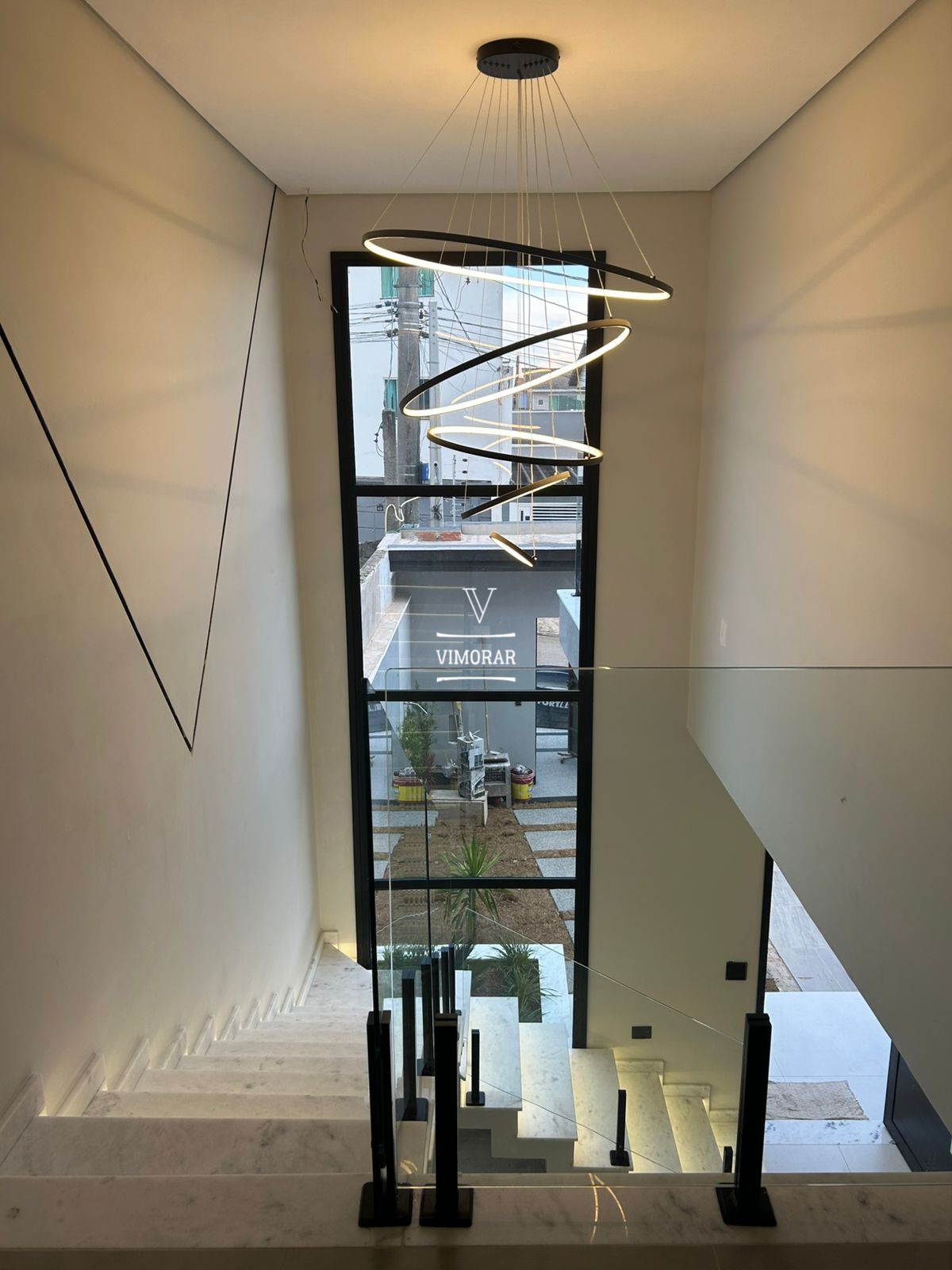 Sobrado 3 dormit&oacute;rios sendo 1 su&iacute;te + 2 vagas de garagem  Guarulhos - 