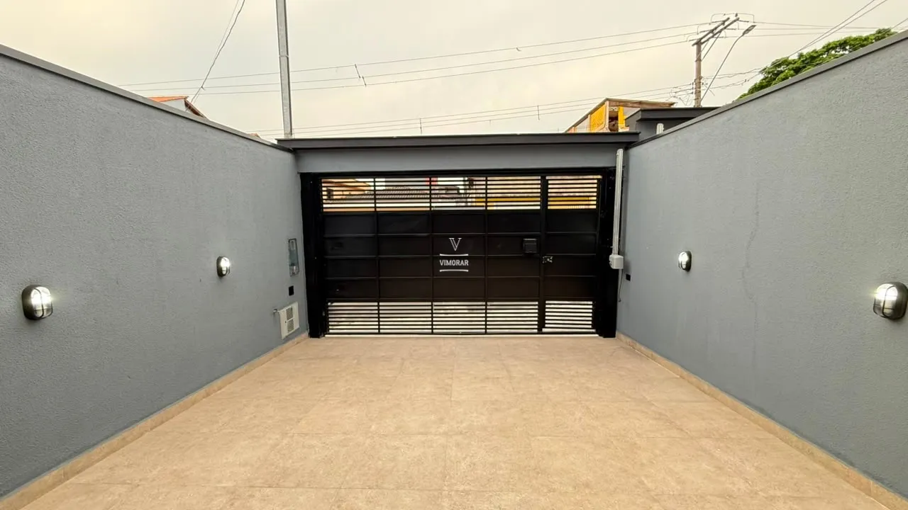 Sobrado 3 dormit&oacute;rios sendo 1 su&iacute;te + 3 vagas de garagem  Guarulhos - 