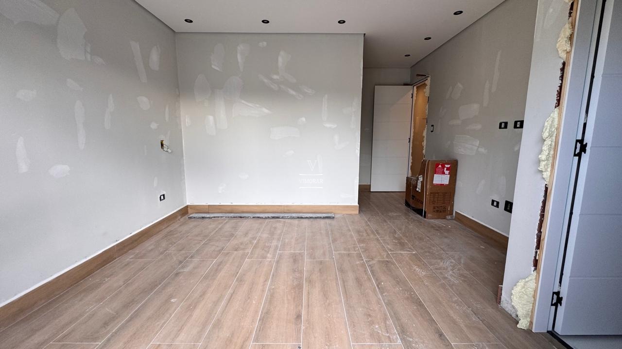 Sobrado 3 dormit&oacute;rios sendo 1 su&iacute;te + 3 vagas de garagem  Guarulhos - 