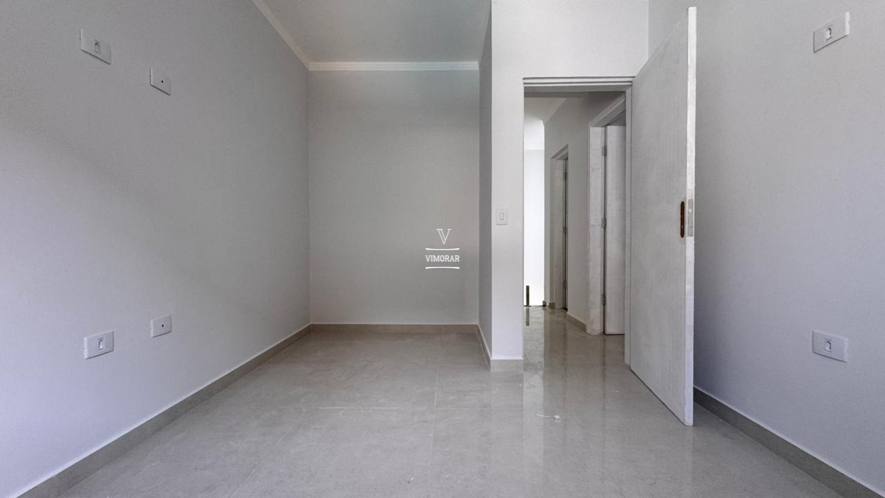 Sobrado 3 dormit&oacute;rios sendo 1 su&iacute;te + 4 vagas de garagem  Guarulhos - 