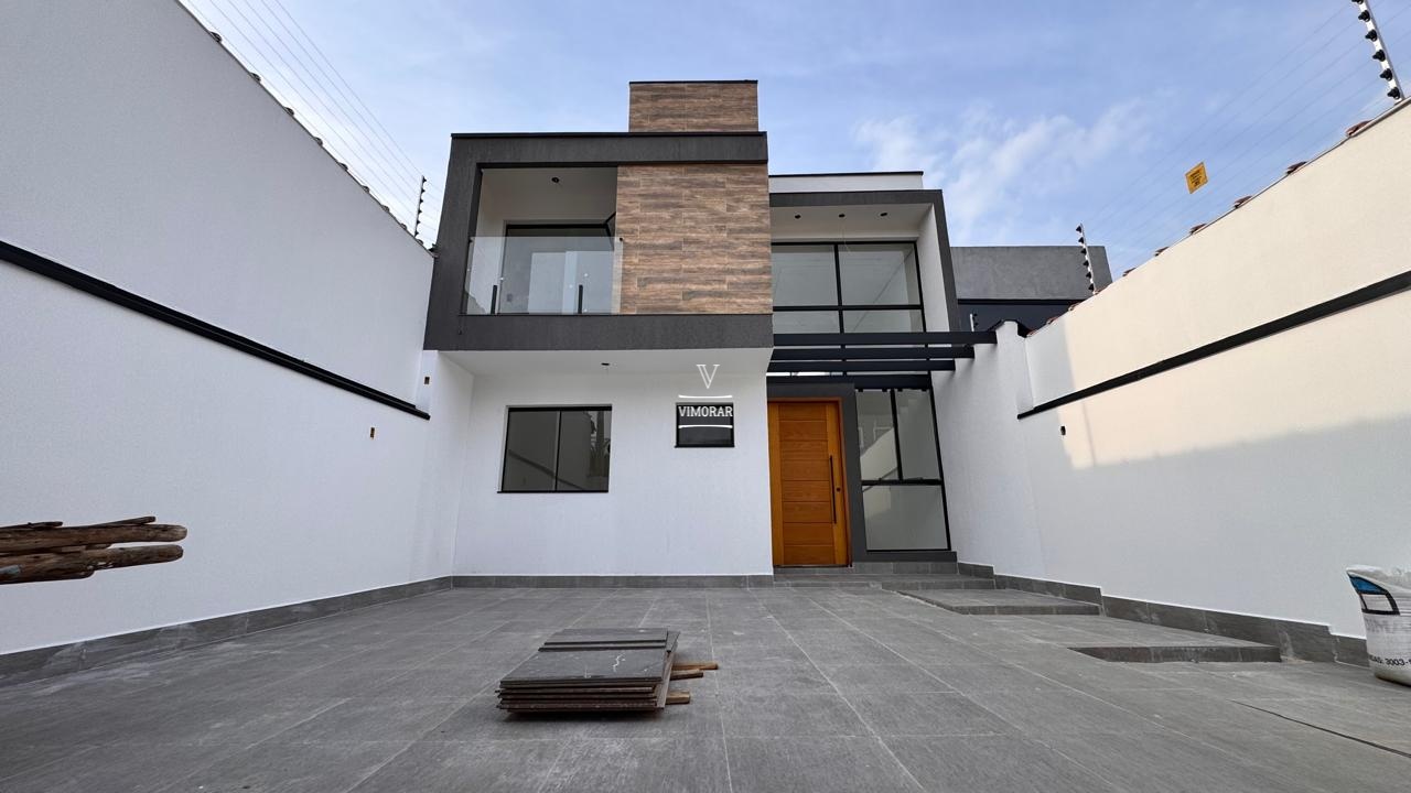 Sobrado 3 dormit&oacute;rios sendo 2 su&iacute;tes + 4 vagas de garagem  Guarulhos - 