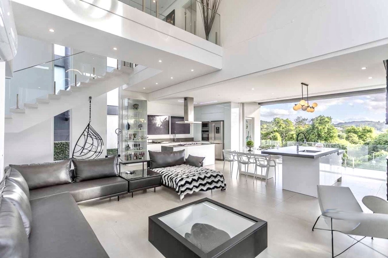 R$ 2.495.000 - ALPHAVILLE TOSCANA - CASA - 309M2 - 3 DORM - 2 SU&Iacute;TES - INFRA - 4 VAGAS Estrada das Três Meninas Porto Alegre - 